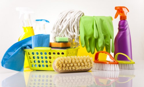 Quick response and blotting methods after a spill
